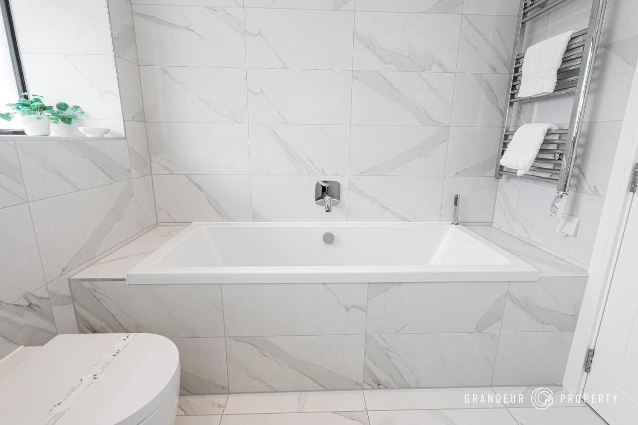 Carbery Ridge By Grandeur Property Bournemouth Eksteriør bilde